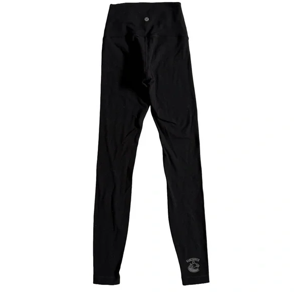LULULEMON / VANCOUVER CANUCKS / NHL BLACK HIGH WAISTED WUNDER UNDER LEGGINGS - Picture 7 of 9